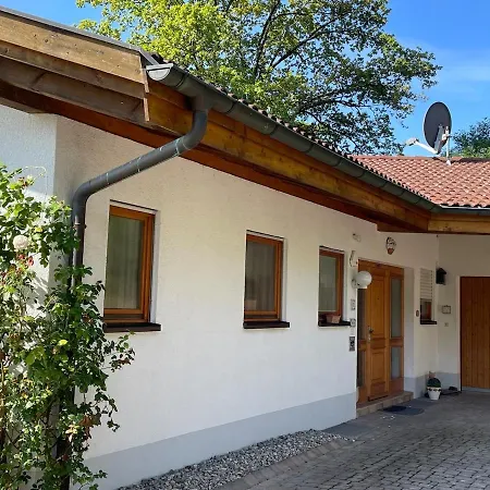 Spacious With Alpine Views *