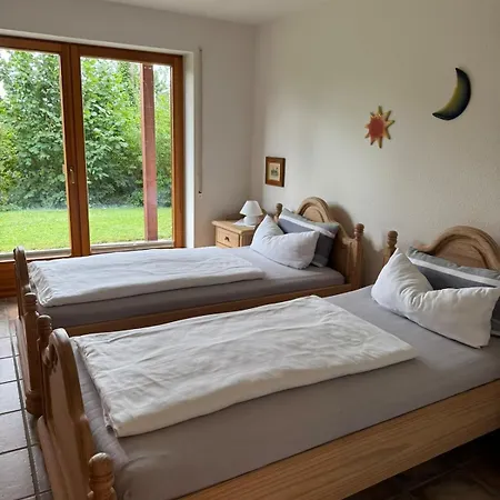 Villa Spacious With Alpine Views