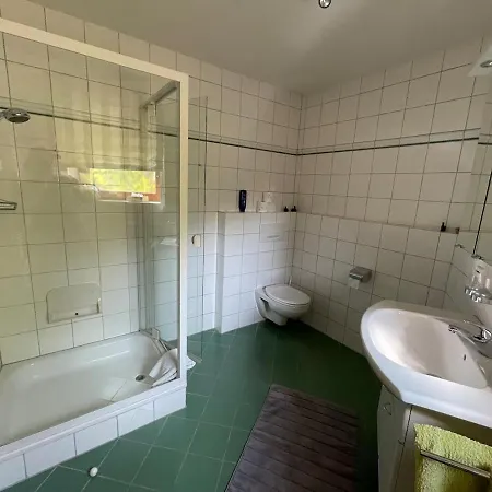 Spacious With Alpine Views *